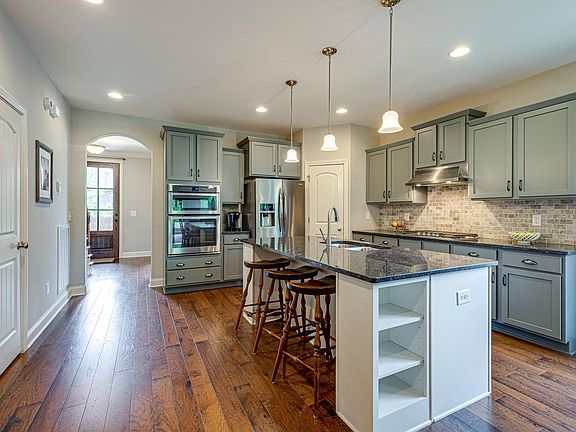 5th image of 3787 Wareham Dr