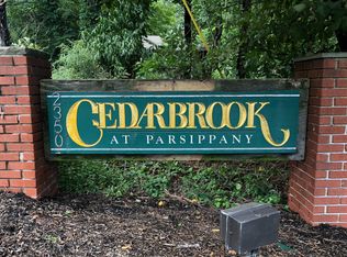 2350 Route 10 APT F10, Morris Plains, NJ 07950