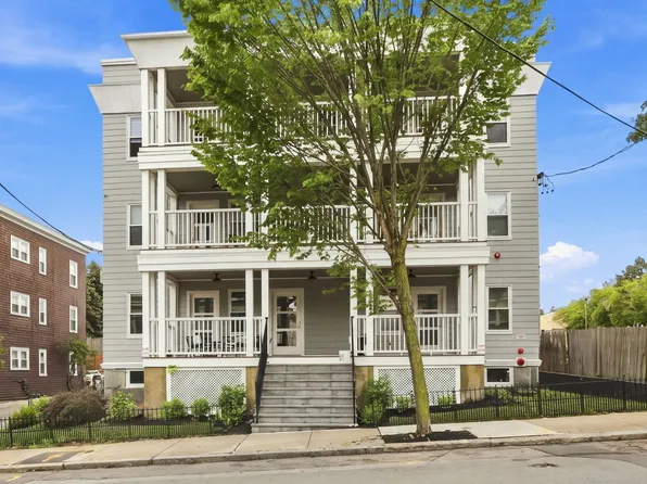34 Heath St #3, Somerville, MA 02145