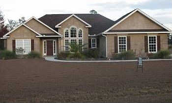 1st image of 205 Lakes Dr