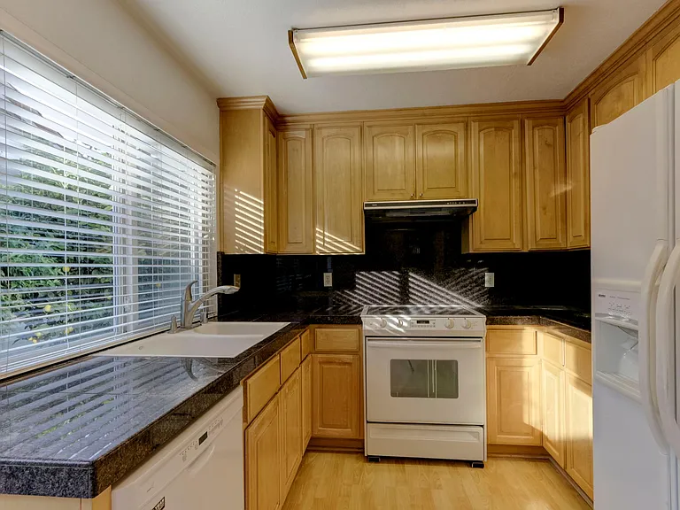 10981 Lucky Oak St — Photo 7