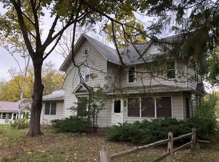 755 S Main St, Poynette, WI 53955
