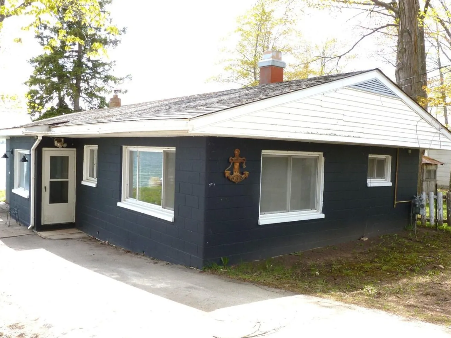 18559 Maple Dr — Photo 3