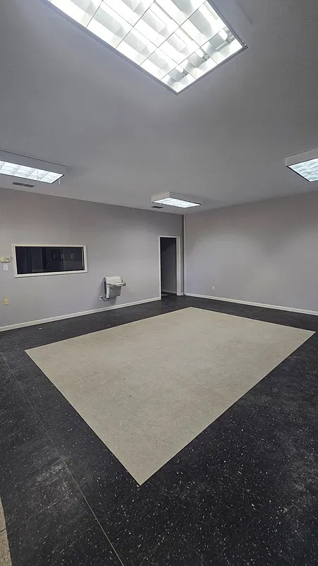 2 bed, 1700 sqft, $975 — Photo 3
