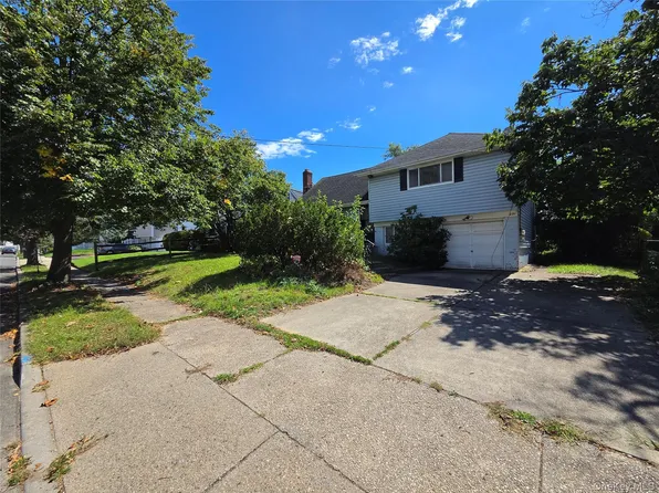 291 Concord Avenue, Oceanside, NY 11572