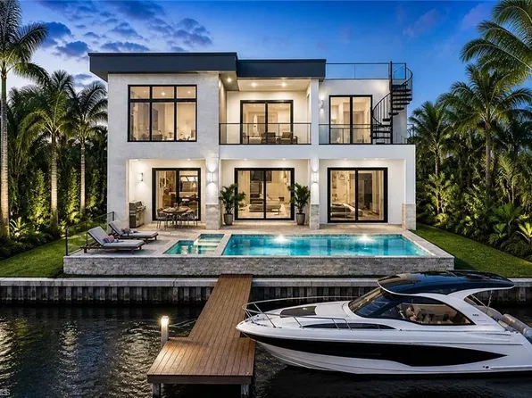 8039 Lagoon RD, FORT MYERS BEACH, FL 33931