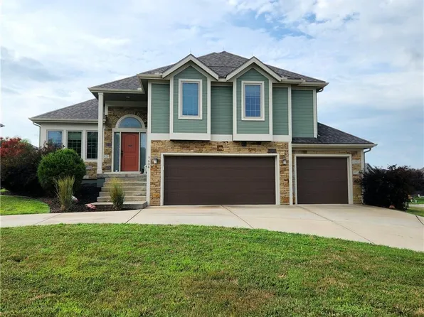7604 N Amoret Ave, Kansas City, MO 64151