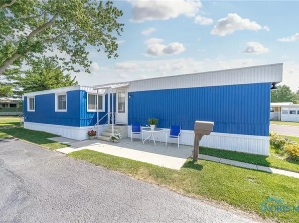 1854 Huntington Dr, Findlay, OH 45840