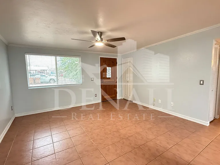 2812 W Calle Ocio — Photo 5