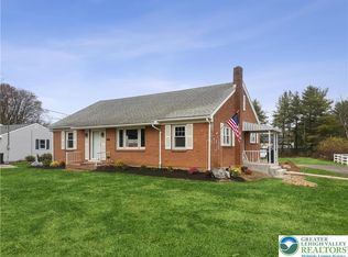 3843 E Hopewell Rd, Center Valley, PA 18034
