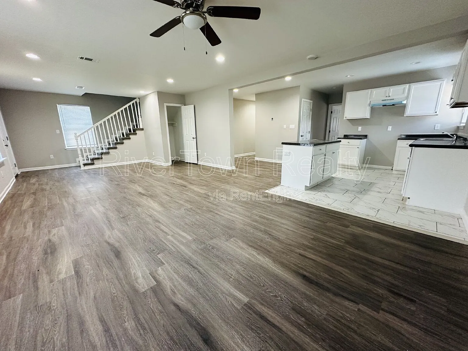 4 bed, 2.0 bath, 1946 sqft, $1,695 — Photo 2