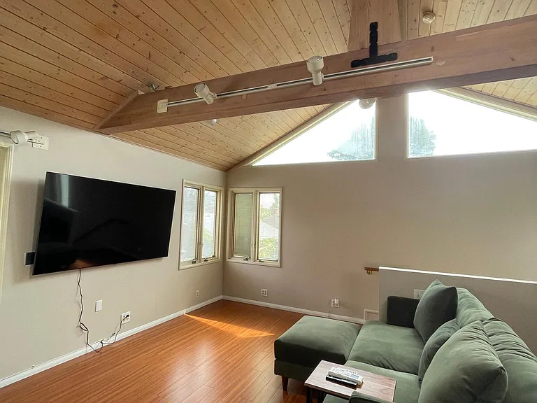 10810 Ashby Ave #G2 — Photo 14