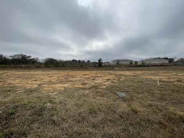 110 Jennie Dr, Dothan, AL 36301