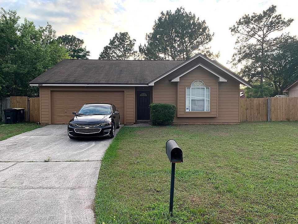 1st image of 6546 Lacey Ct