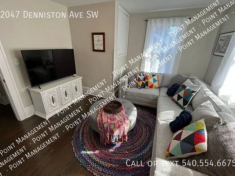 2047 Denniston Ave SW — Photo 3