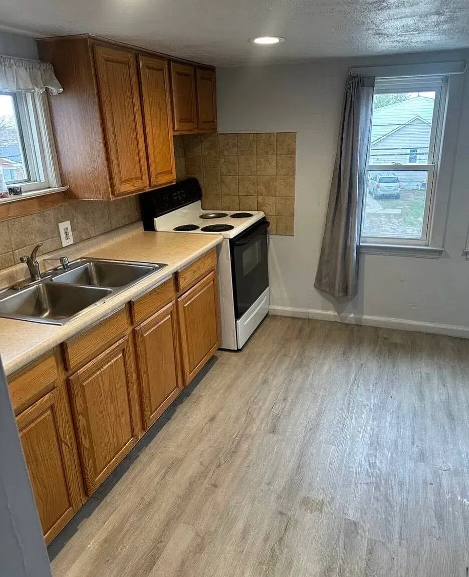 1 bed, 1.0 bath, 650 sqft, $1,000 — Photo 3