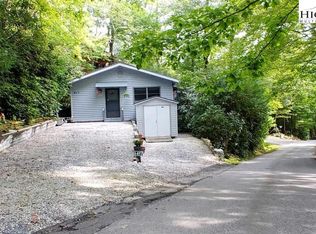 417 Laurel Hills Rd, Newland, NC 28657