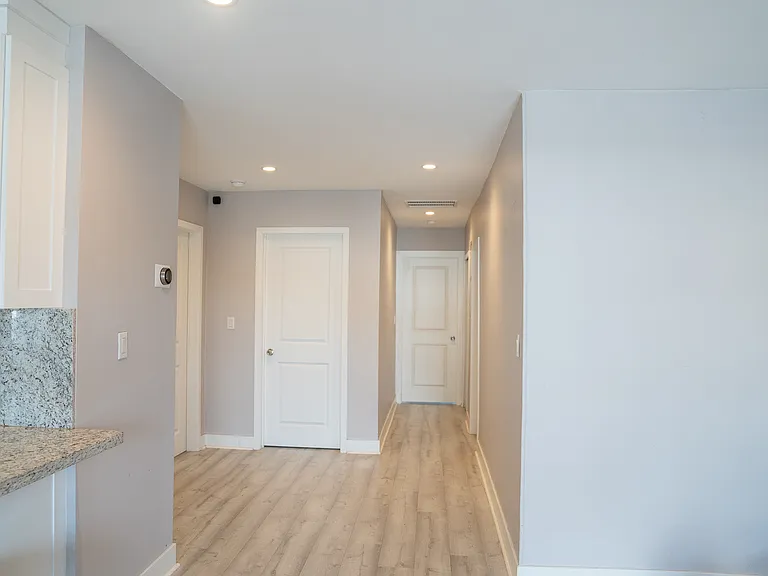 739 NW 22nd Ct #739 — Photo 12