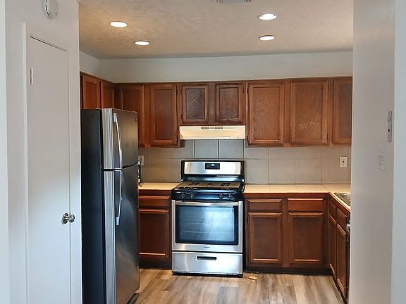 3rd image of 5434 Parkridge Dr