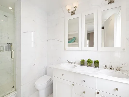 Sold by Sotheby's International Realty | media 7