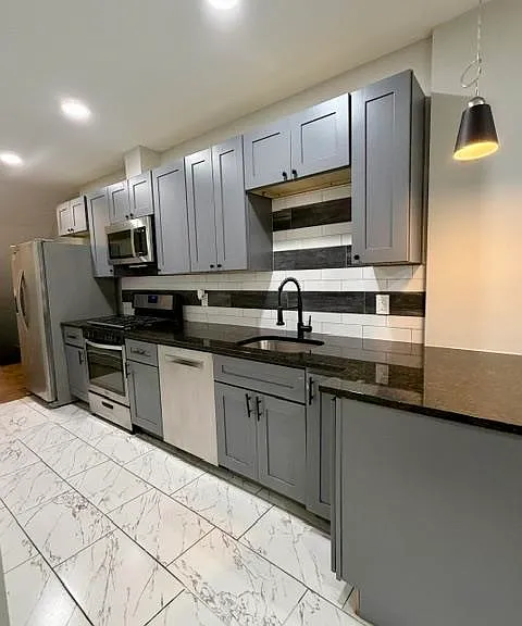 65 Clendenny Ave #1 — Photo 5