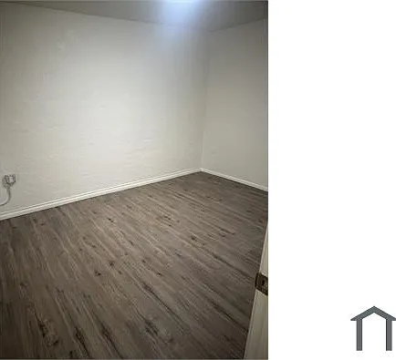221 Crestview Dr SW #B — Photo 3