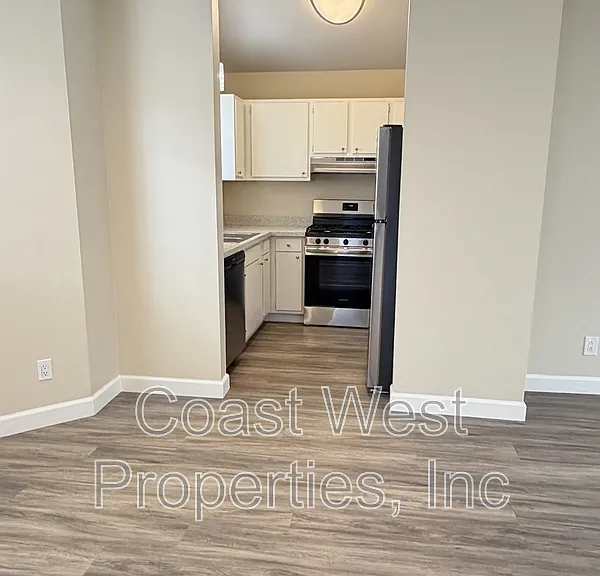 297 Acacia Ave #A — Photo 7