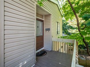 26 Hillside Ter APT E, White Plains, NY 10601