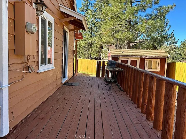 542 Highland Rd — Photo 3