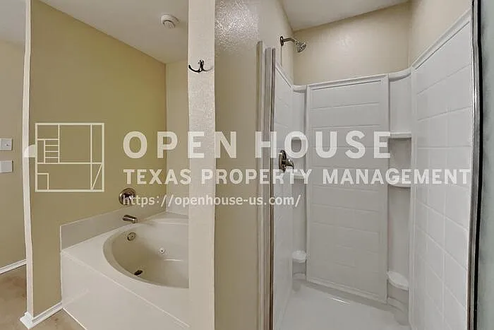 616 Destin Dr — Photo 11