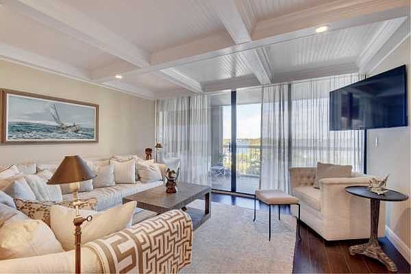 Home For Sale In Dorchester