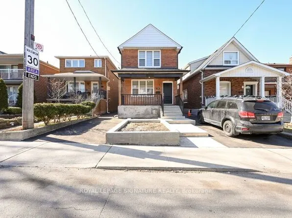 (undisclosed Address), Toronto, ON M6E 3A7