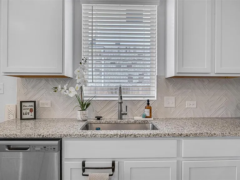630 Cherrystone Loop — Photo 16
