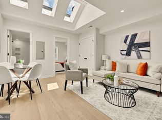 2610 41st St NW #5, Washington, DC 20007