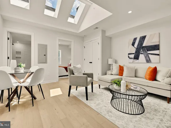 2610 41st St NW #5, Washington, DC 20007