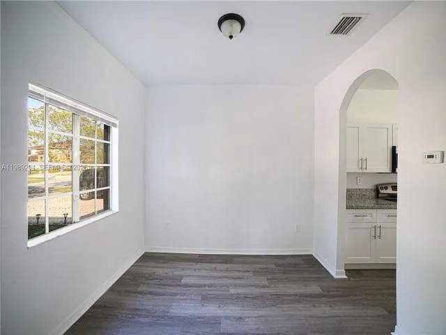 10270 SW 225th Ln — Photo 9