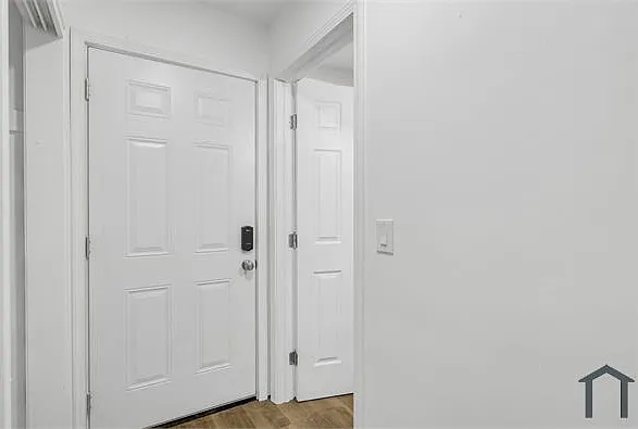 2 bed, 800 sqft, $1,000 — Photo 3