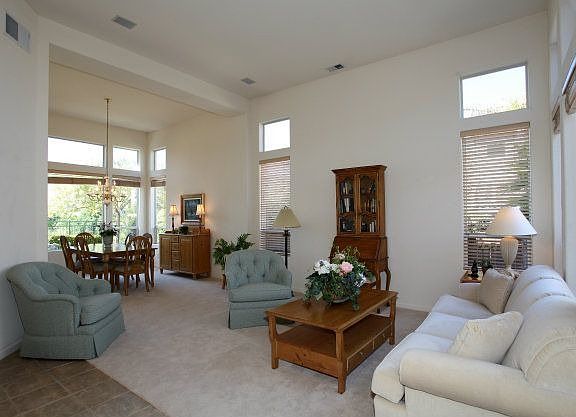 3rd image of 5913 Killarney Cir