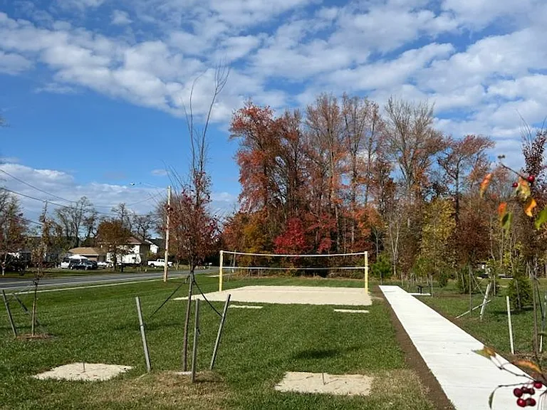 116 Revolutionary Blvd — Photo 10