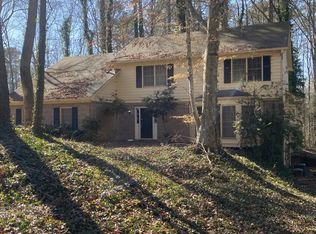 1720 Ridgefield Dr, Roswell, GA 30075