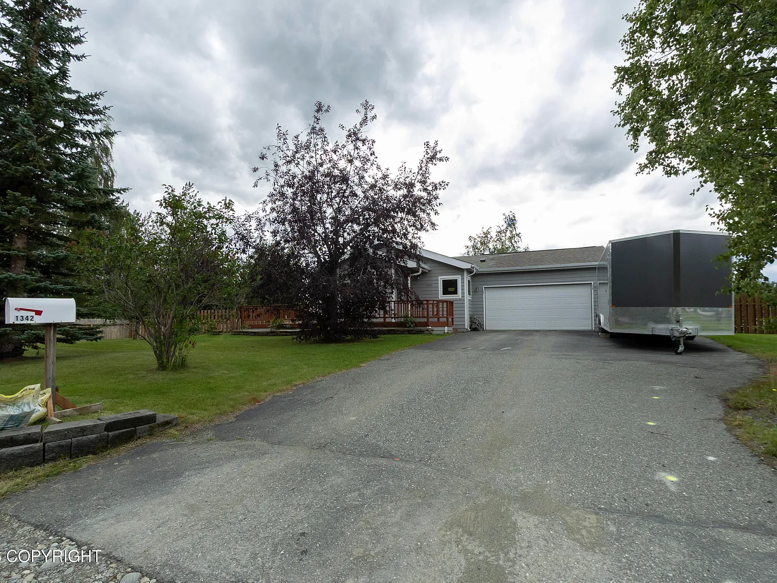 3 bed, 2.0 bath, 1394 sqft, $3,100 — Photo 3