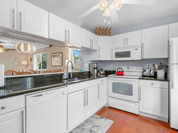 61 Susanna Dr Unit 61, Brewster, MA 02631