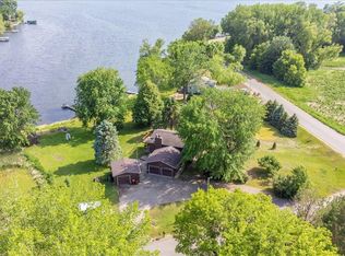 800 N Shore Dr, Waverly, MN 55390