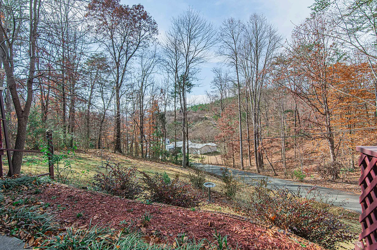 Building Photo - 1748 Paulas Huskey Cir