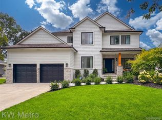 505 W Hudson Ave, Royal Oak, MI 48067
