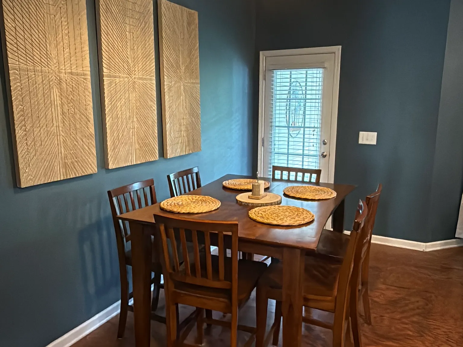 2 bed, 2.5 bath, 1660 sqft, $2,595 — Photo 3