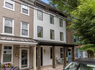 75 S Main St, Lambertville, NJ 08530