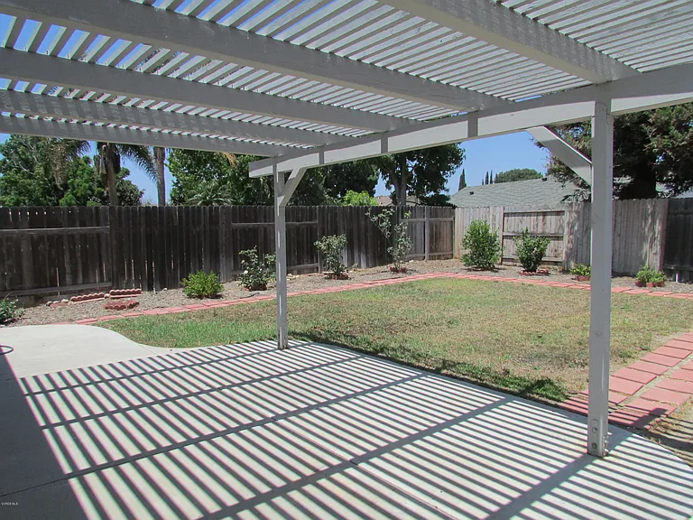 5339 Heather St — Photo 15