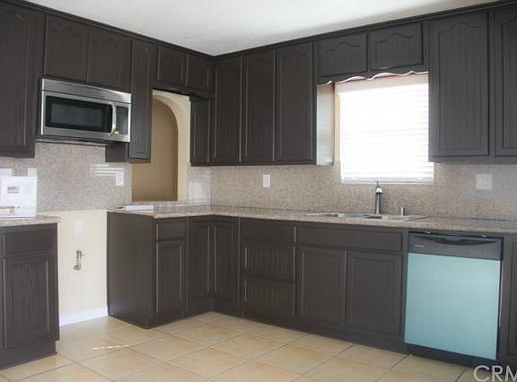 5th image of 11219 Dumont Ave