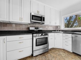 3822 W St NW, Washington, DC 20007